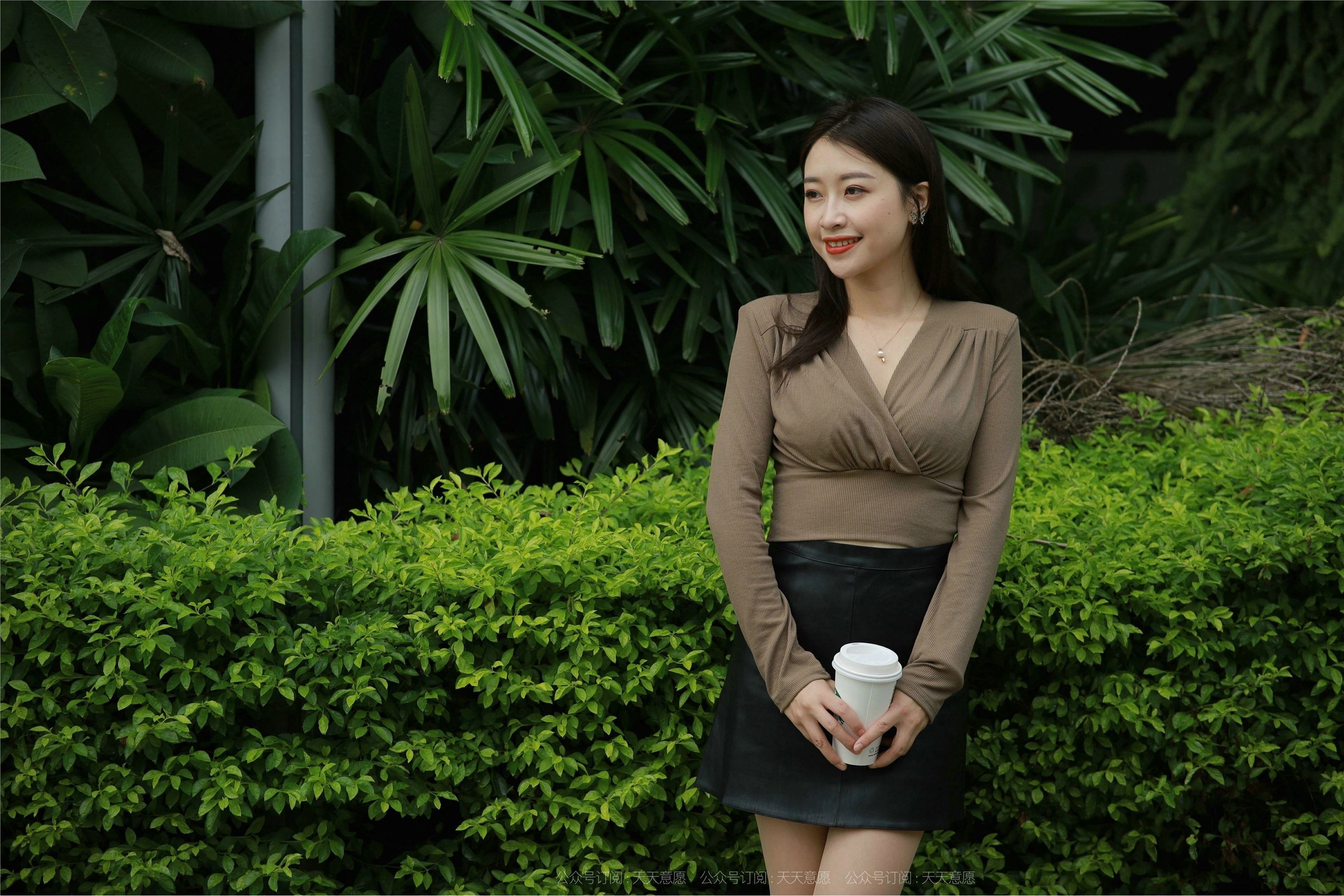 IESS异思趣向  2021.10.07 丝享家940：小婕《公园偶遇》